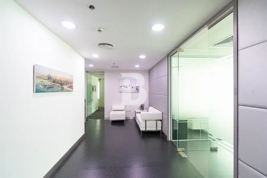 Fitted Office | 2 parking bays | Canal view