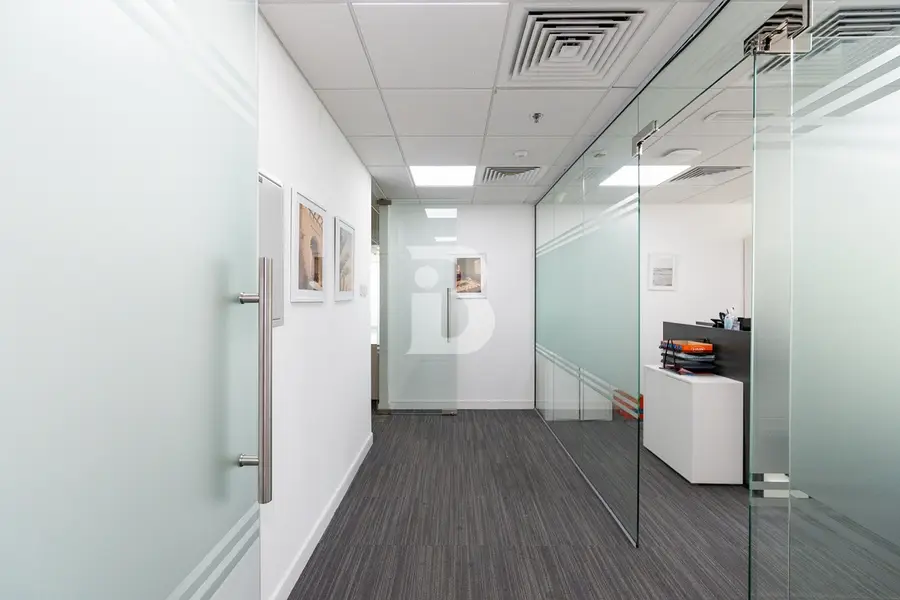 Fitted Office | 2 parking bays | Canal view