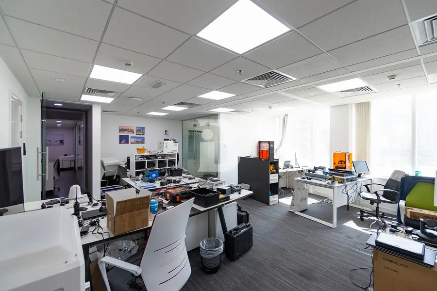 Fitted Office | 2 parking bays | Canal view