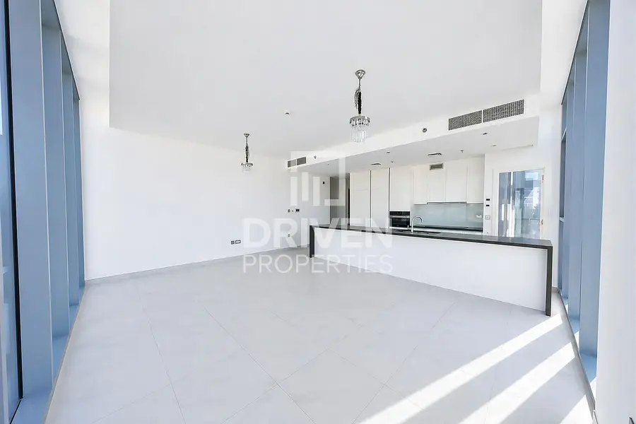 Lagoon View | Multiple Options | Mid Floor
