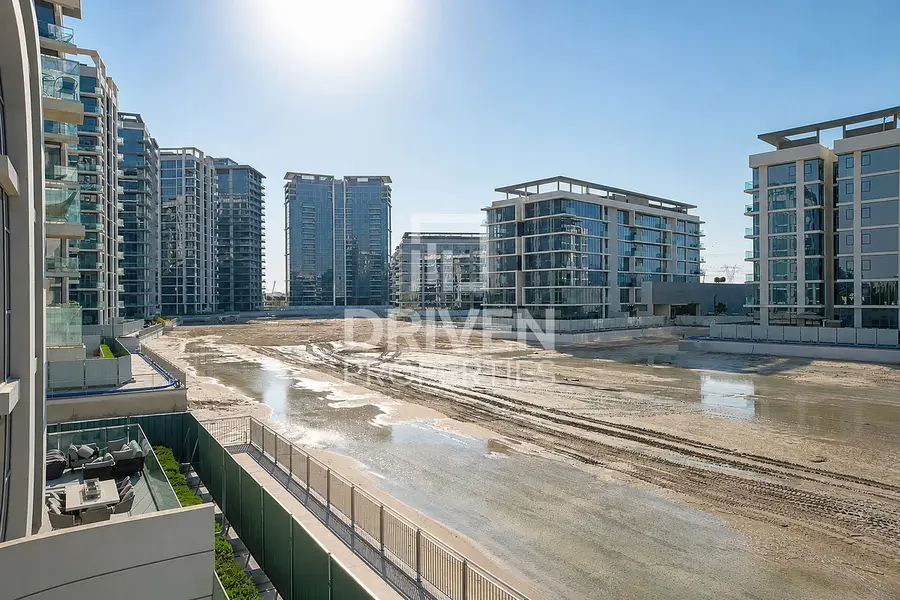 Lagoon View | Multiple Options | Mid Floor
