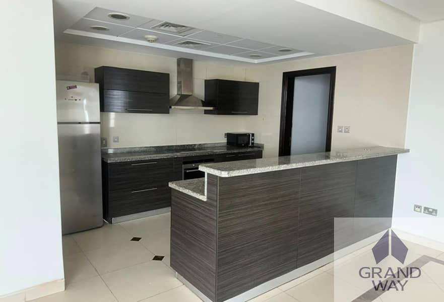 9 Luxury Marina Living | Spacious 3BR | Vacant — photo 9