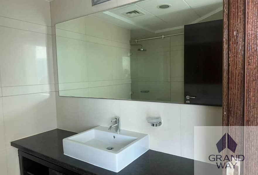 13 Luxury Marina Living | Spacious 3BR | Vacant — photo 13
