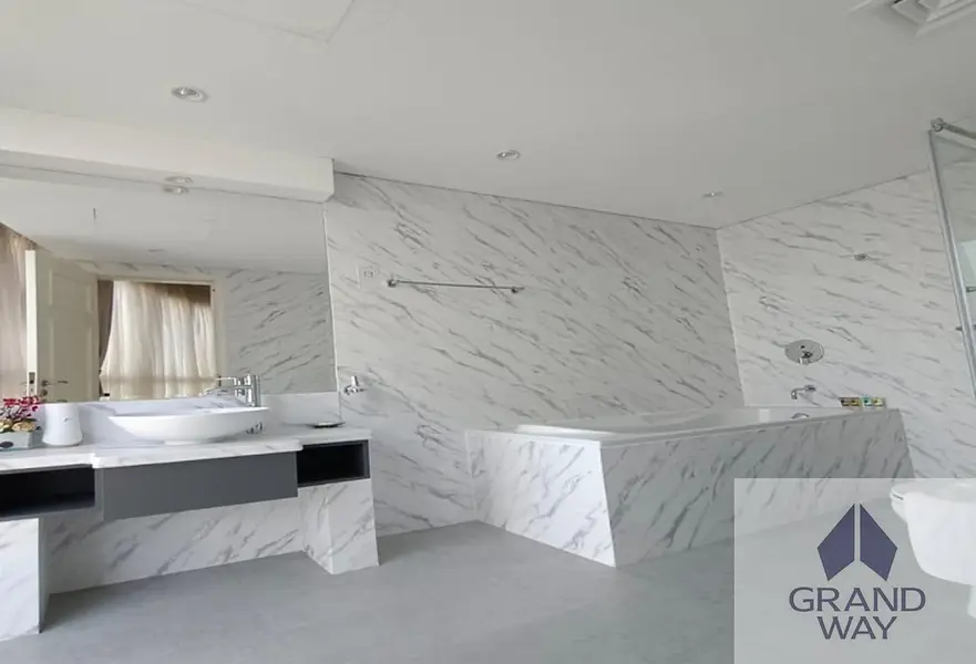 Spacious 2BR | Close to Metro I Prime Location