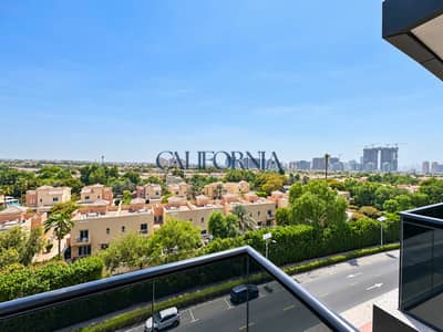 迪拜体育城， 迪拜 单身公寓待售 - 07_Balcony_View_8K. jpg