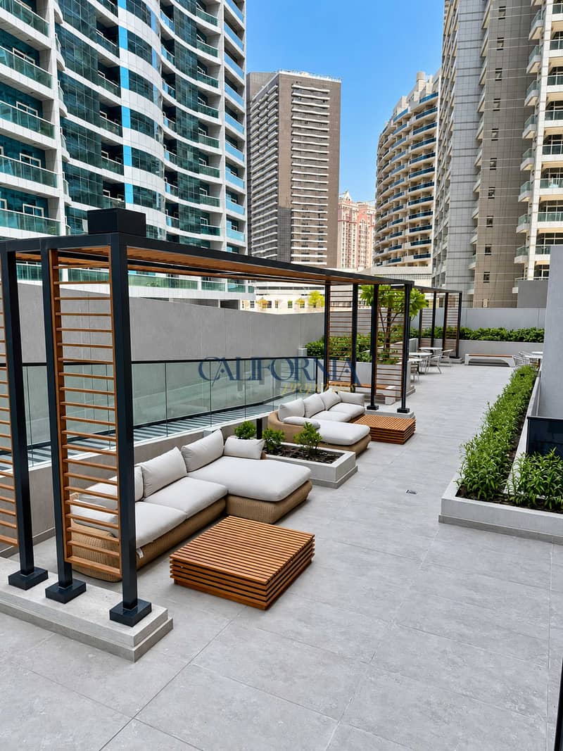 5 11_Terrace_02_8K. jpg