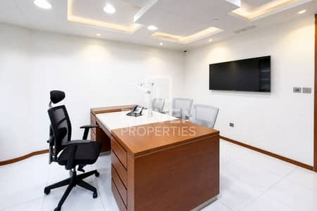 Office para en Alquiler en Jumeirah Lake Towers (JLT), Dubai - Oficina en Jumeirah Lake Towers (JLT)，Almas Tower, 300000 AED - 16956027