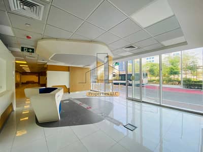 Showroom zum Miete in Al Rawdah, Abu Dhabi - WhatsApp Image 2026-10-23 at 10.57. 43. jpeg Showroom zum Miete in Al Rawdah, Abu Dhabi - WhatsApp Image 2026-10-23 at 10.57. 43. jpeg