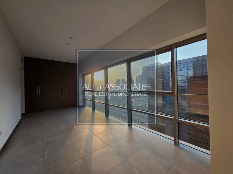 6 Master bedroom. jpeg