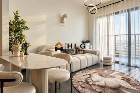 1 Bedroom Flat for Sale in Sobha Hartland, Dubai - Warm Modern Living and Dining Retreat. png
