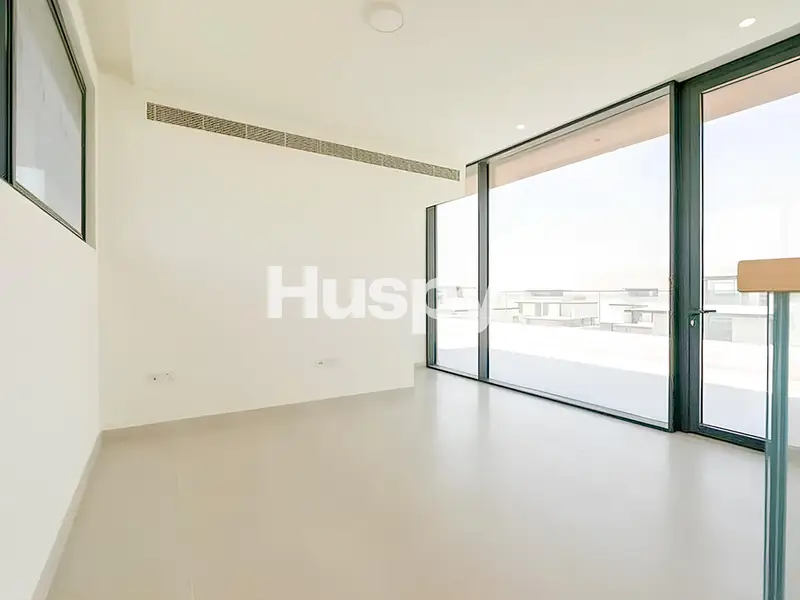 Large Layout | Open Plan | Brand New