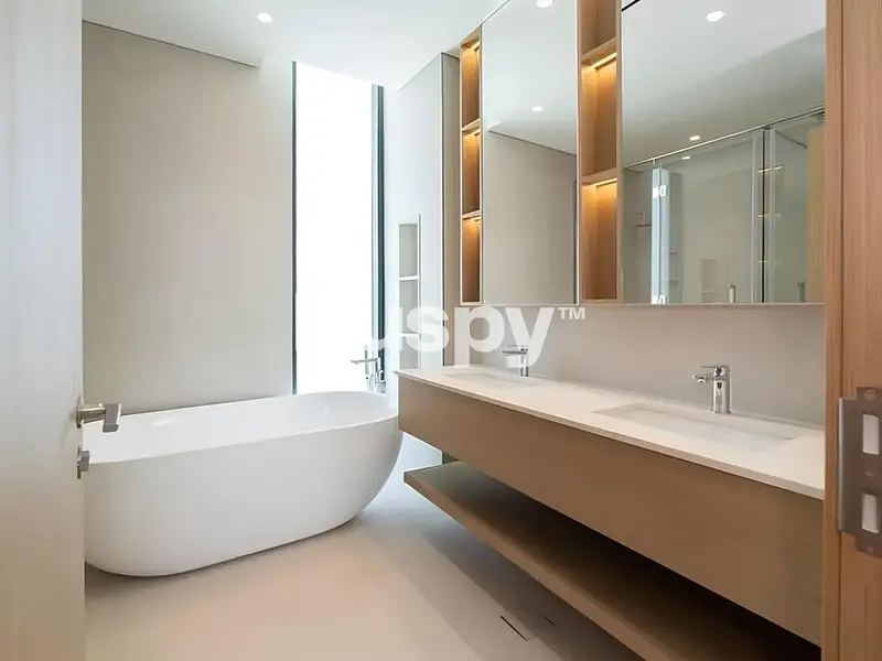 Large Layout | Open Plan | Brand New