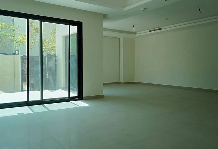 4 WhatsApp Image 2025-01-22 at 2.02. 29 PM. jpeg