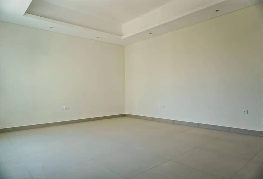 12 WhatsApp Image 2025-01-22 at 2.02. 51 PM. jpeg