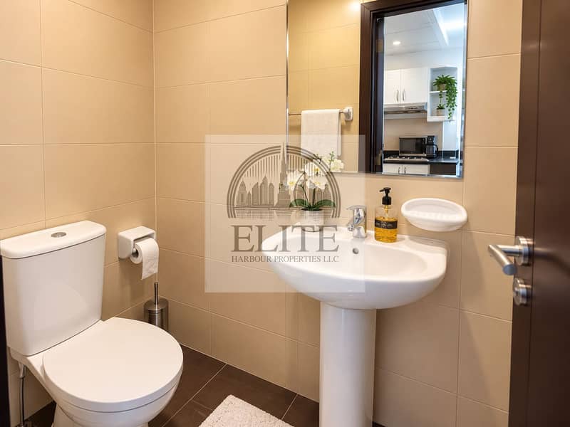 8 Modern Minimalist Bathroom Interior-1. png