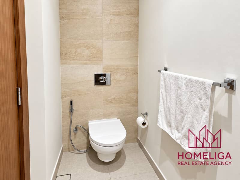 12 BATHROOM 15_50_28-5. png