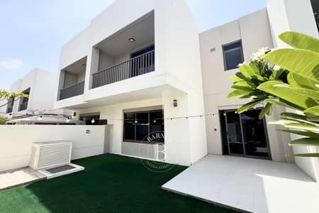 3 habitaciones Townhouse para en Alquiler en Town Square, Dubai - Casa adosada en Town Square,Noor Townhouses, 3 dormitorios, 150000 AED - 16466170 3 habitaciones Townhouse para en Alquiler en Town Square, Dubai - Casa adosada en Town Square,Noor Townhouses, 3 dormitorios, 150000 AED - 16466170