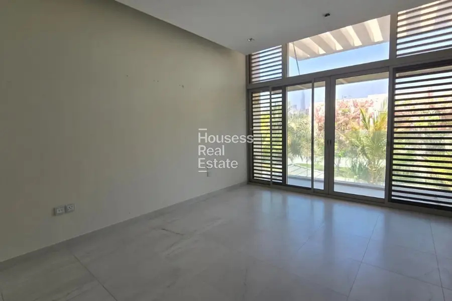 Phase 1 | Internal | Close to Lagoon