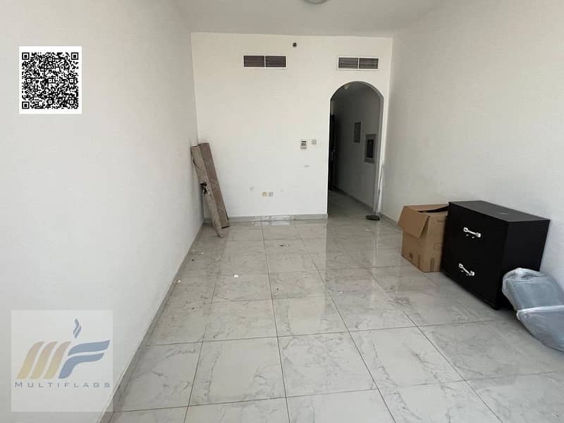 5 8599ebec-6afd-4e04-963c-b8d035b59b1c. jpg