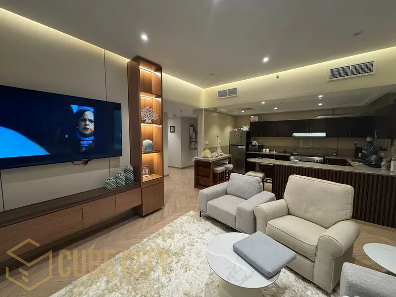 High Floor | Fully Furnished | Upgraded | Spacious Unit