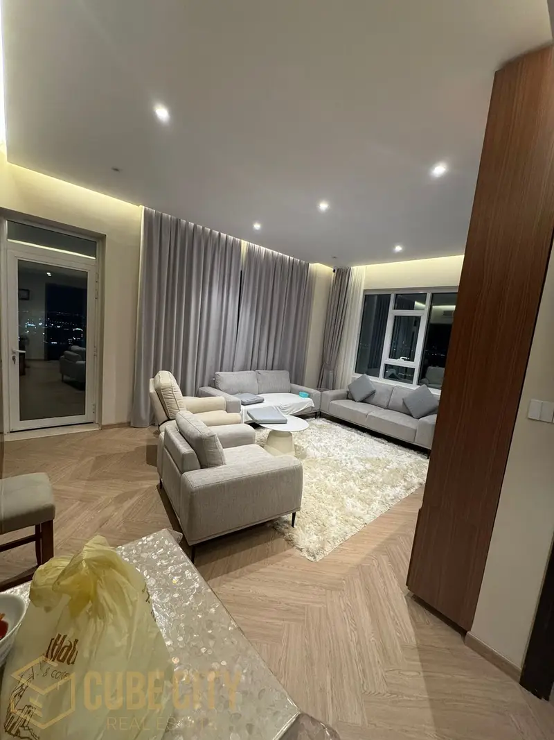 High Floor | Fully Furnished | Upgraded | Spacious Unit