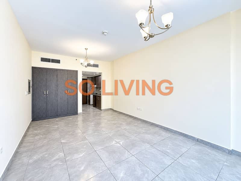2 Bright Modern Apartment Interior (1). png