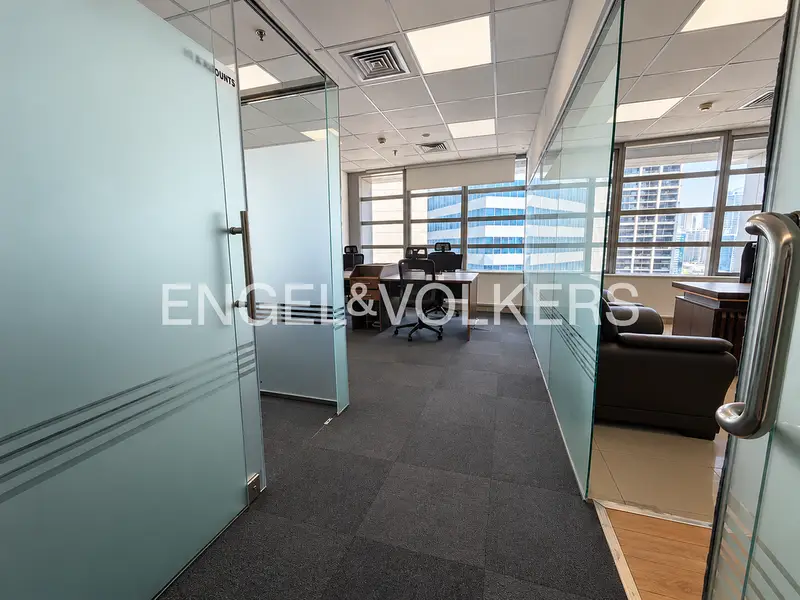 Vacant | Ready To Move | Fitted & Furnished