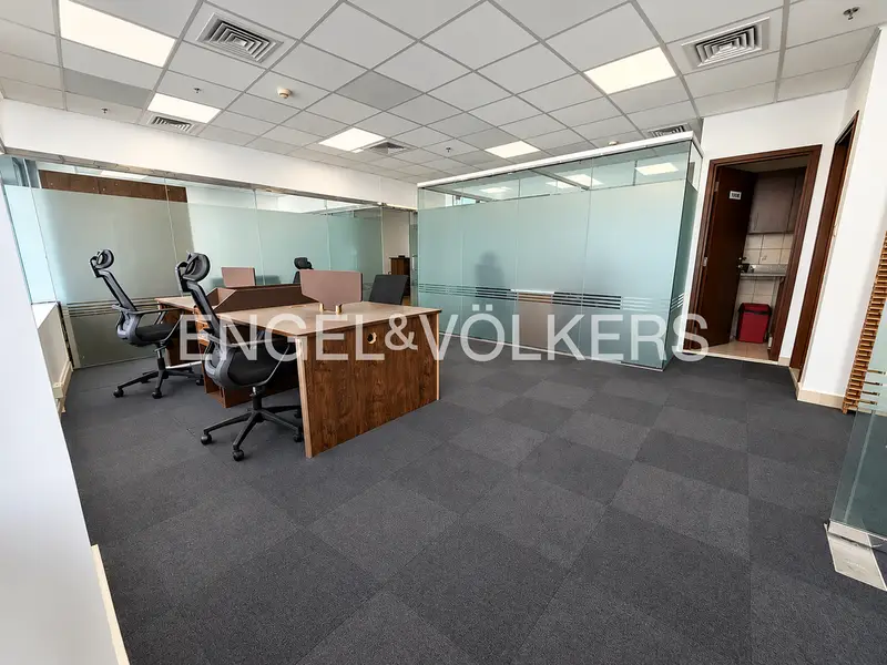 Vacant | Ready To Move | Fitted & Furnished