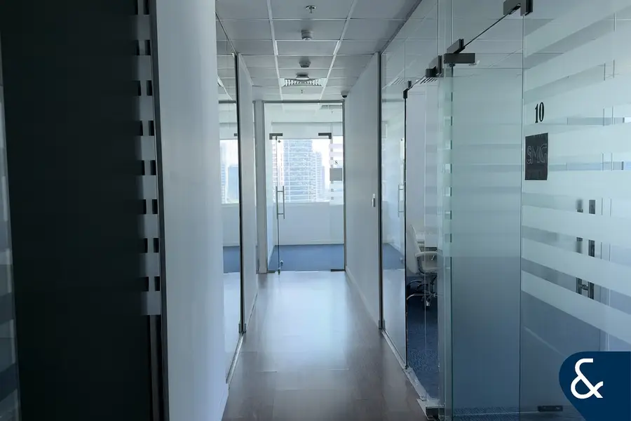 Vacant I Canal View I Corner Unit