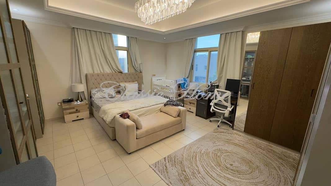 10 Bedroom. jpg