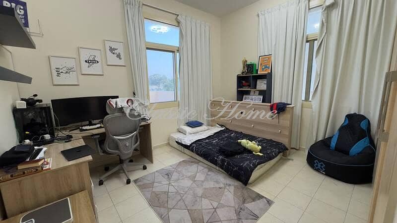 12 Bedroom 1. jpg