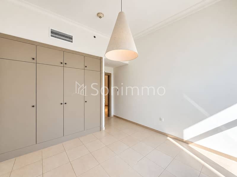 8 Bright Minimalist Bedroom Interior. png