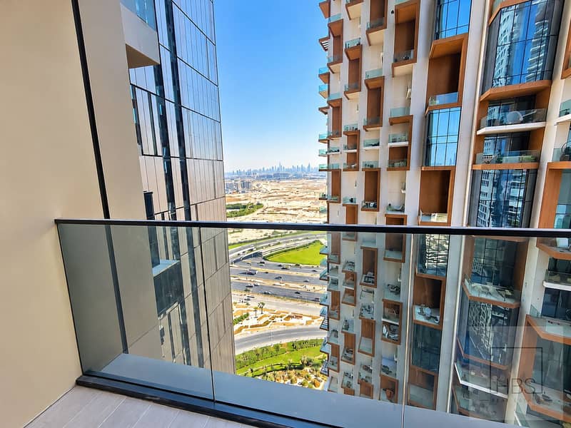 3 Modern Balcony Overlooking Dubai Skyline1. png