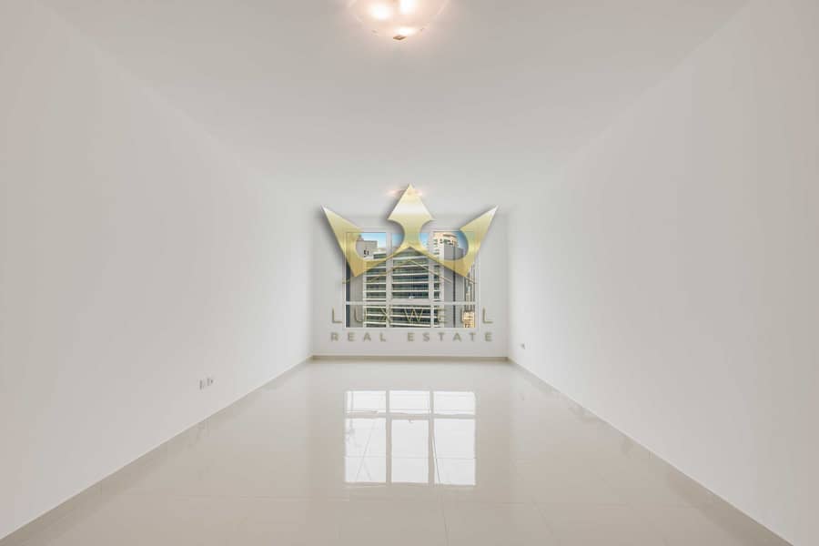 4 Livingroom 4. jpg