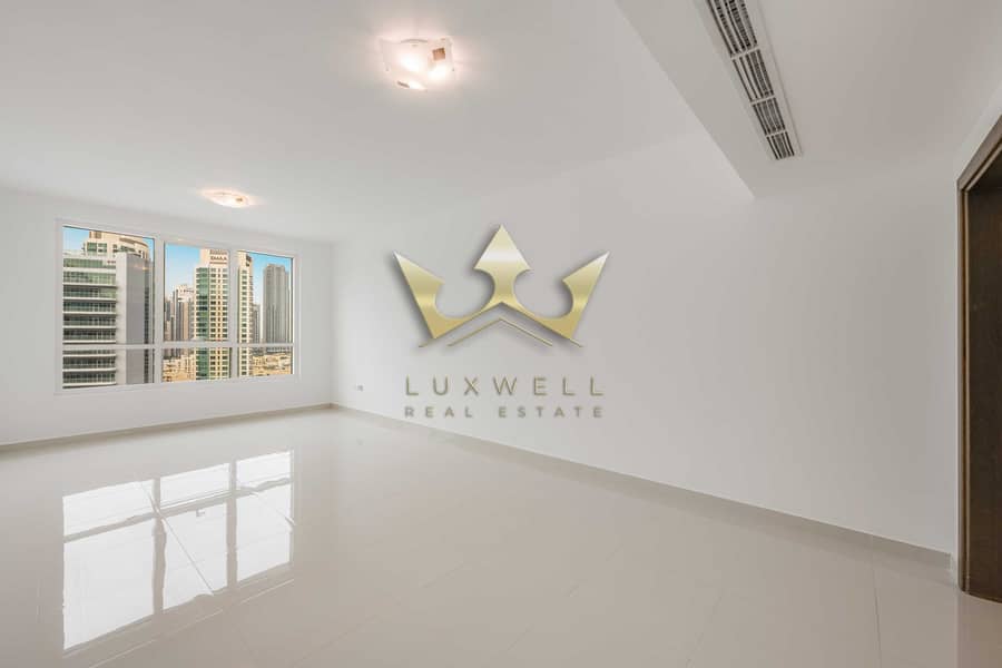 14 Livingroom 3. jpg