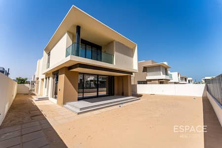 5 habitaciones Villa para en Alquiler en Jebel Ali Village, Dubai - Villa en Jebel Ali Village,Jebel Ali Village Villas, 5 dormitorios, 550000 AED - 16957933 5 habitaciones Villa para en Alquiler en Jebel Ali Village, Dubai - Villa en Jebel Ali Village,Jebel Ali Village Villas, 5 dormitorios, 550000 AED - 16957933