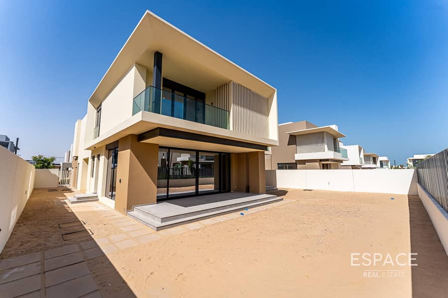 Villa en Jebel Ali Village,Jebel Ali Village Villas, 5 dormitorios, 550000 AED - 16957933 Villa en Jebel Ali Village,Jebel Ali Village Villas, 5 dormitorios, 550000 AED - 16957933