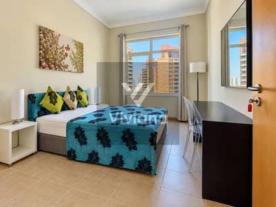 2 Schlafzimmer Wohnung zum Miete in Palm Jumeirah, Dubai - Modern Teal Bedroom with City Views. png 2 Schlafzimmer Wohnung zum Miete in Palm Jumeirah, Dubai - Modern Teal Bedroom with City Views. png