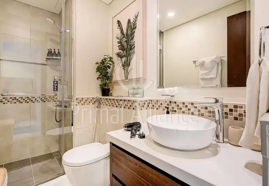 Fully Furnished | City View | Mid Floor