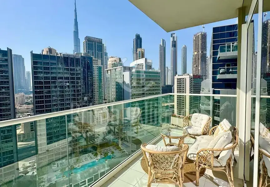 Fully Furnished | City View | Mid Floor