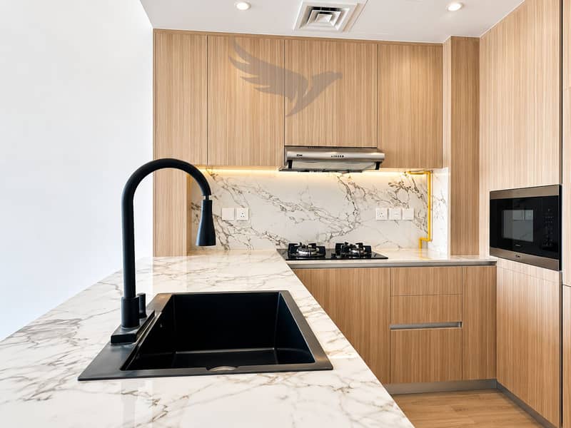 6 Semi Furnished | Spacious Studio | Flexible Chqs