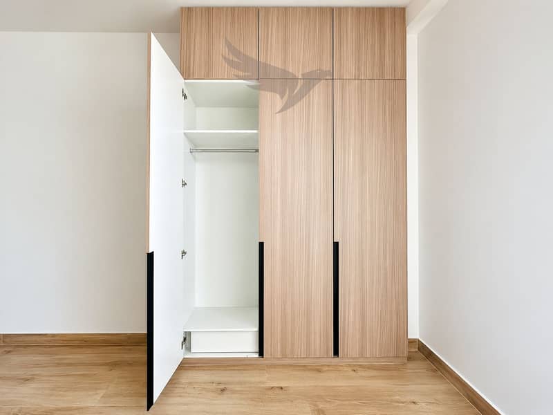 10 Semi Furnished | Spacious Studio | Flexible Chqs