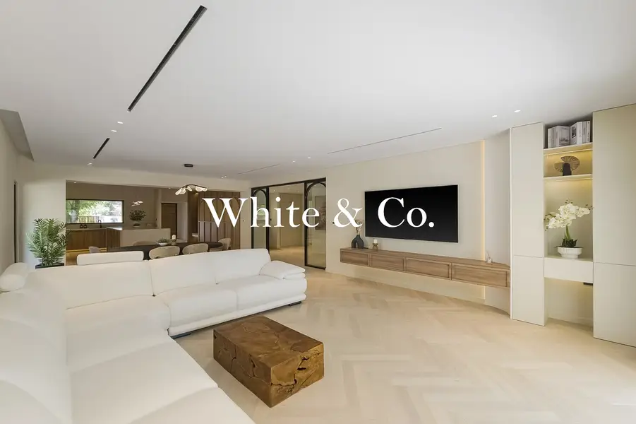 Exclusive| Singe Row | Turnkey Villa
