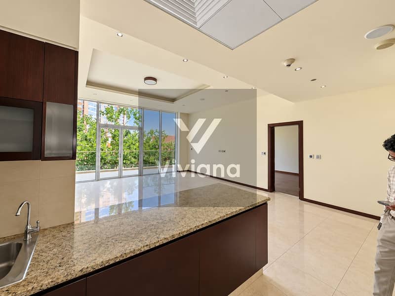 3 Bright Modern Apartment Interior. png