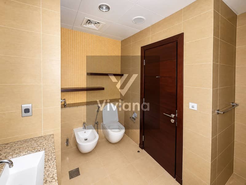 6 Warm Contemporary Bathroom Interior. png