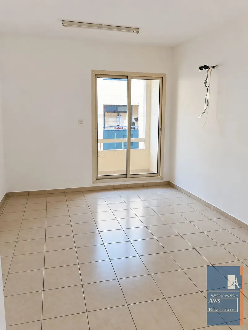 Affordable Office in Business Area, Close to Public Transport