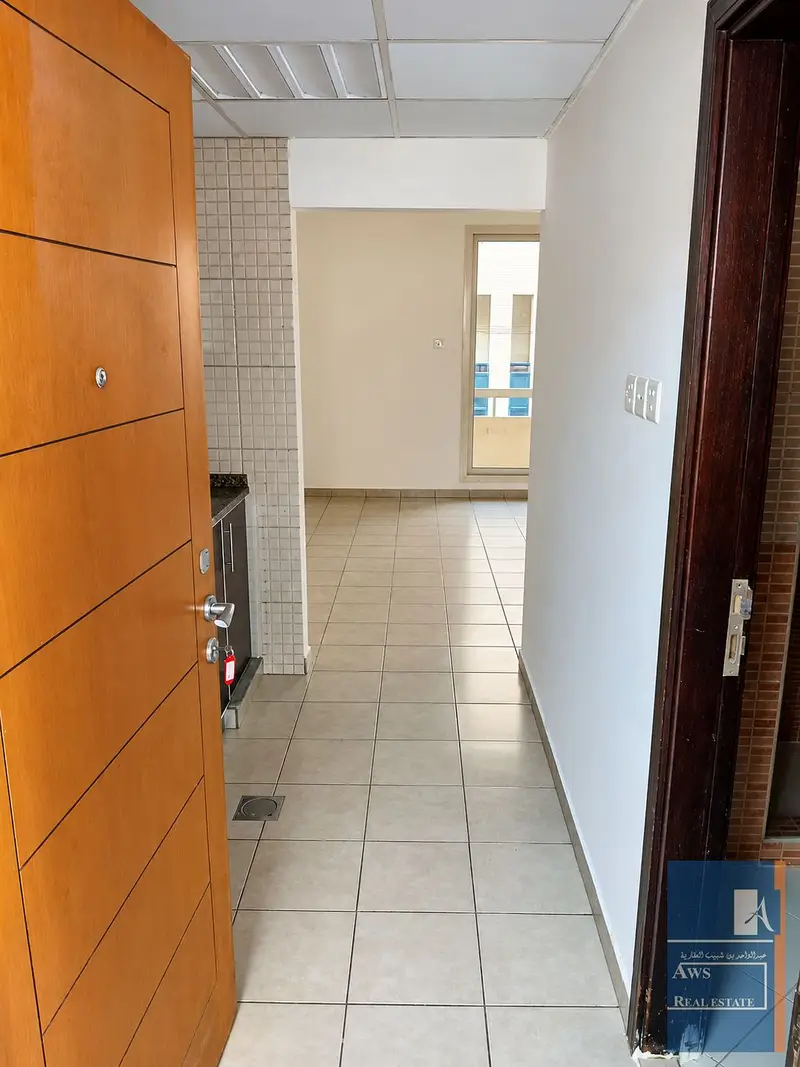Affordable Office in Business Area, Close to Public Transport
