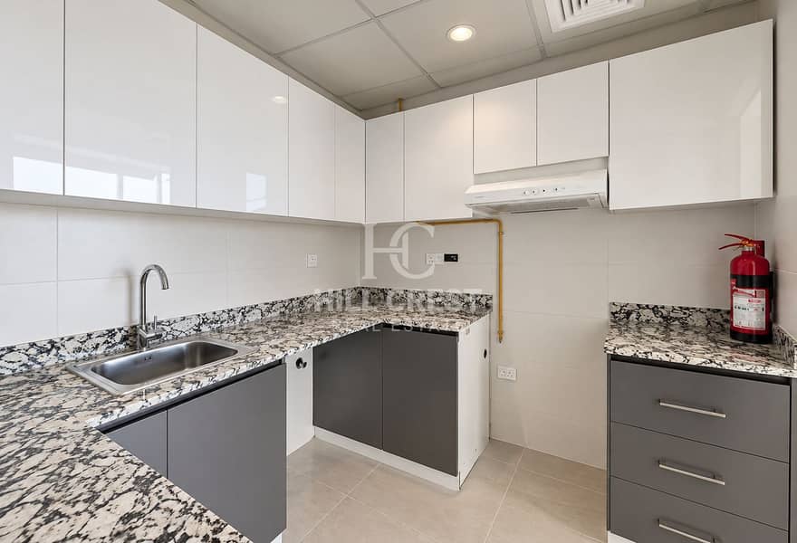 6 Modern Minimalist Kitchen Interior (1). png