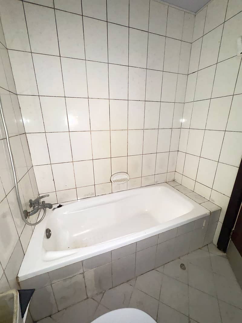 20 1000110256. jpg