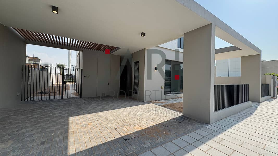 6BR Branded Villa | Elie Saab 2 | Park & Garden Views | Private Backyard